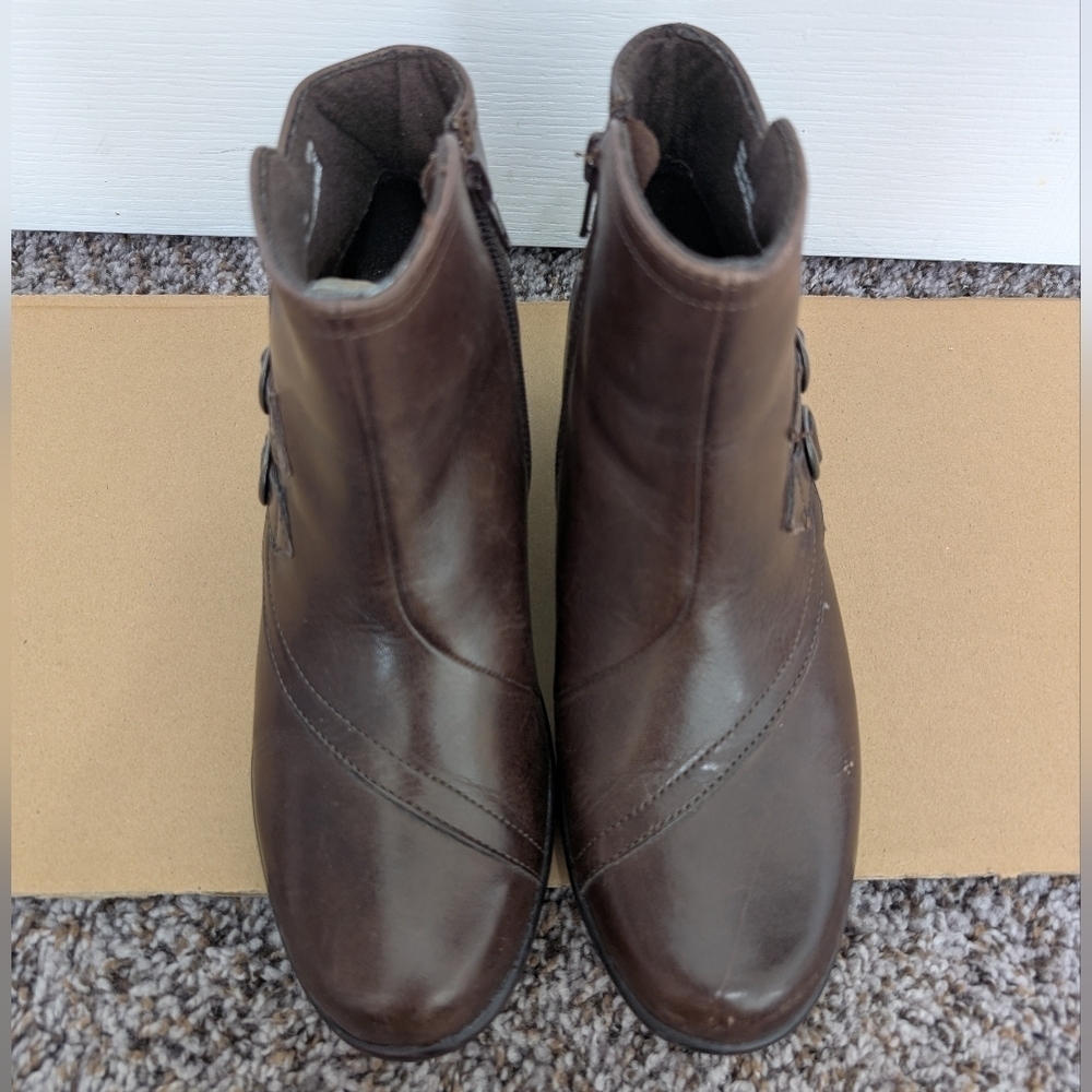 Clark’s Brown Leather Booties - Picture 5 of 12